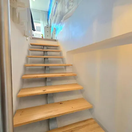 Azure Studi With Large Terrace & Full Kitchen Center By Namaste Elite Lägenhet *