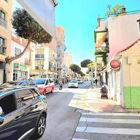 Lägenhet Azure Studi With Large Terrace & Full Kitchen Center By Namaste Elite *