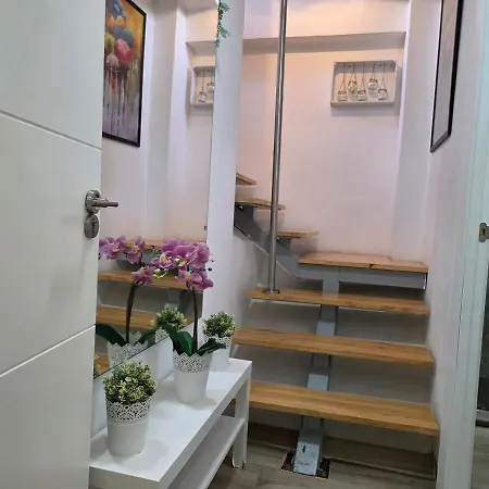 Lejlighed Azure Studi With Large Terrace & Full Kitchen Center By Namaste Elite *