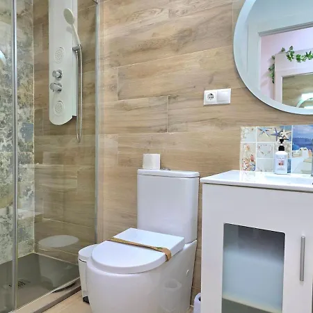 Apartamento Azure Studi With Large Terrace & Full Kitchen Center By Namaste Elite *